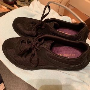 Skechers black work shoes size 9 excellent shape